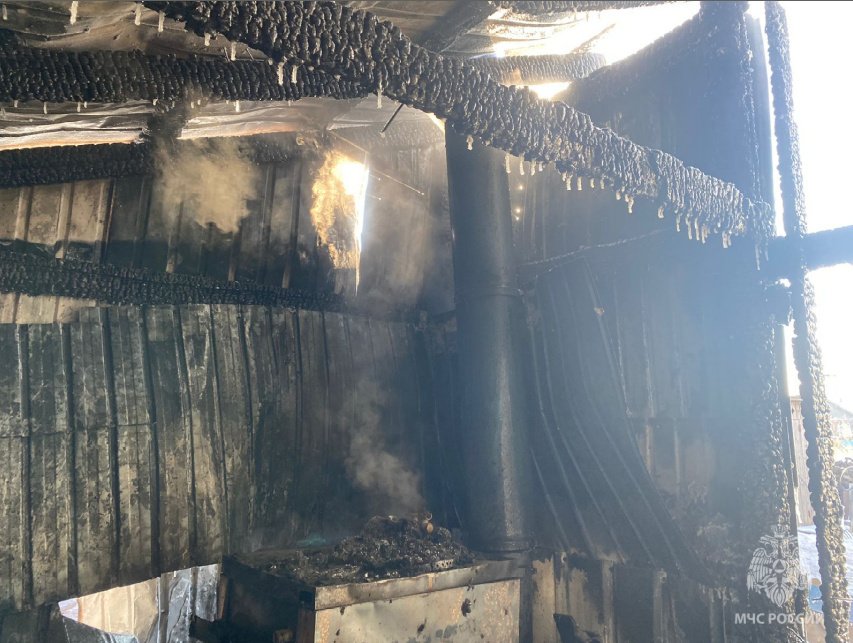 Пожарно-спасательные подразделения в г. Свободном выезжали на тушение пожара на частном подворье